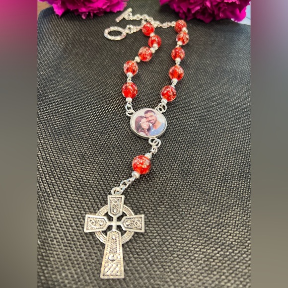 Unique, made to order, glow-in-the-dark one decade photo car rosary/accessory - Picture 2 of 9